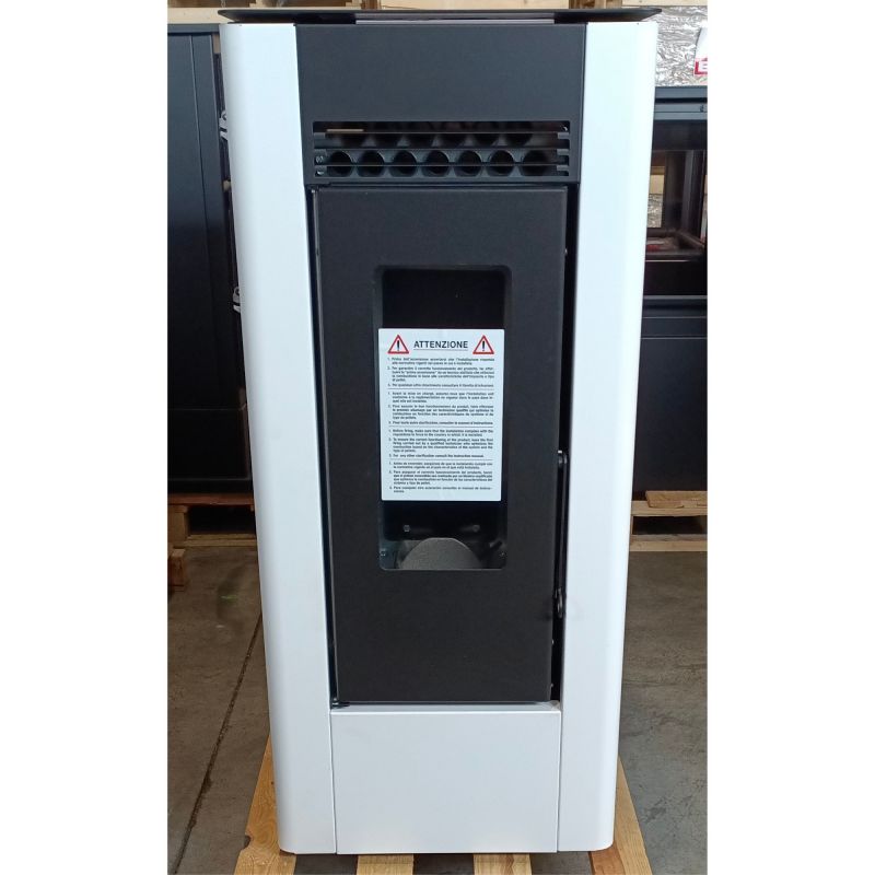 Poêle à granulés ventilé étanche - FIREMATIC C12 12 kW