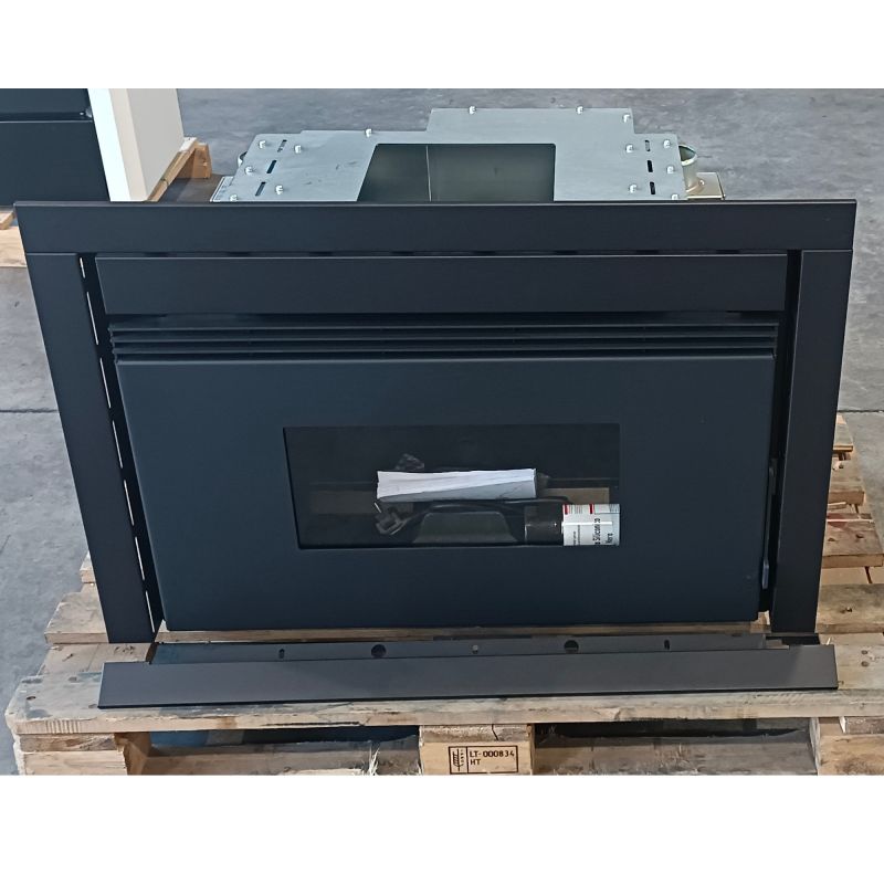 Modèle reconditionné - Insert à granules ventilé canalisable - PUNTO FUOCO Daniel 11.5 kW