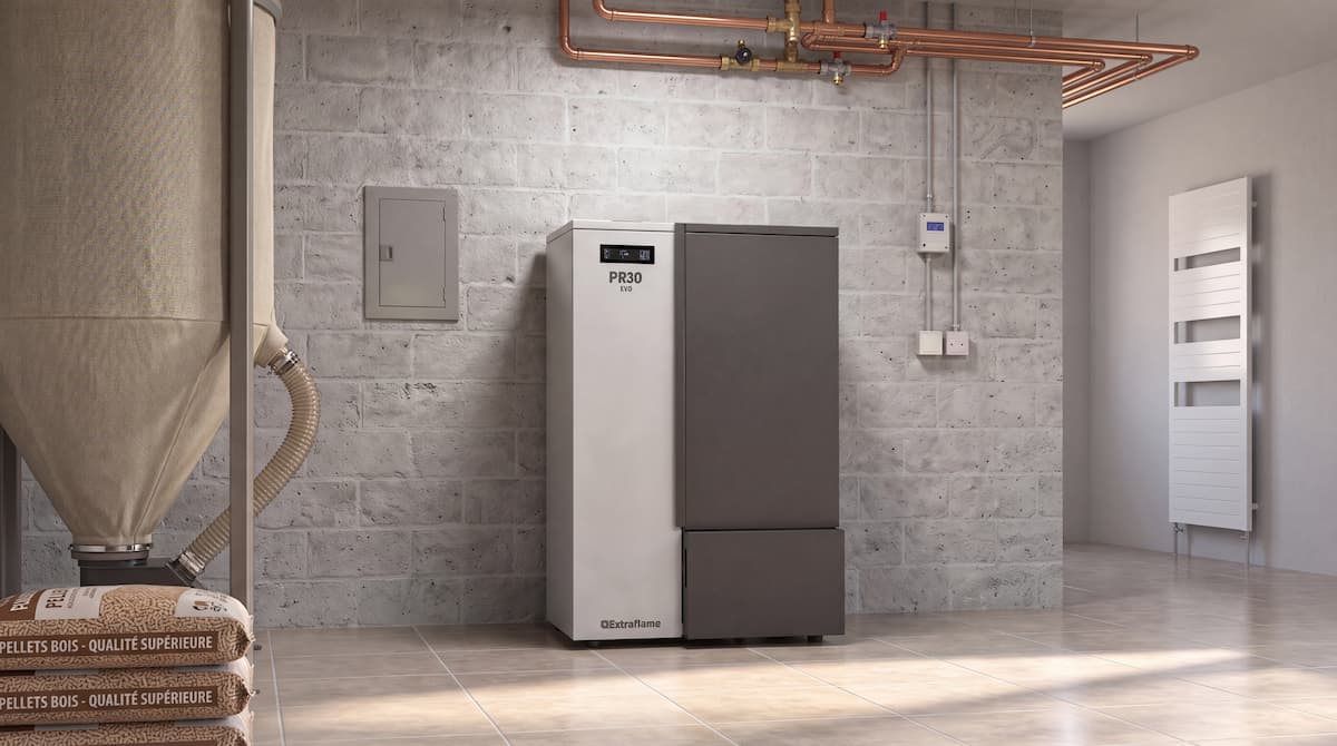 Chaudière PR30 EVO installée dans un local technique moderne d'une maison individuelle